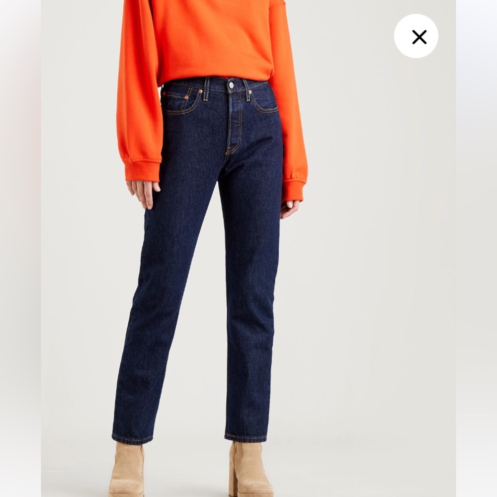 NWT-Levi’s 501 original fit women’s jeans, 27*32